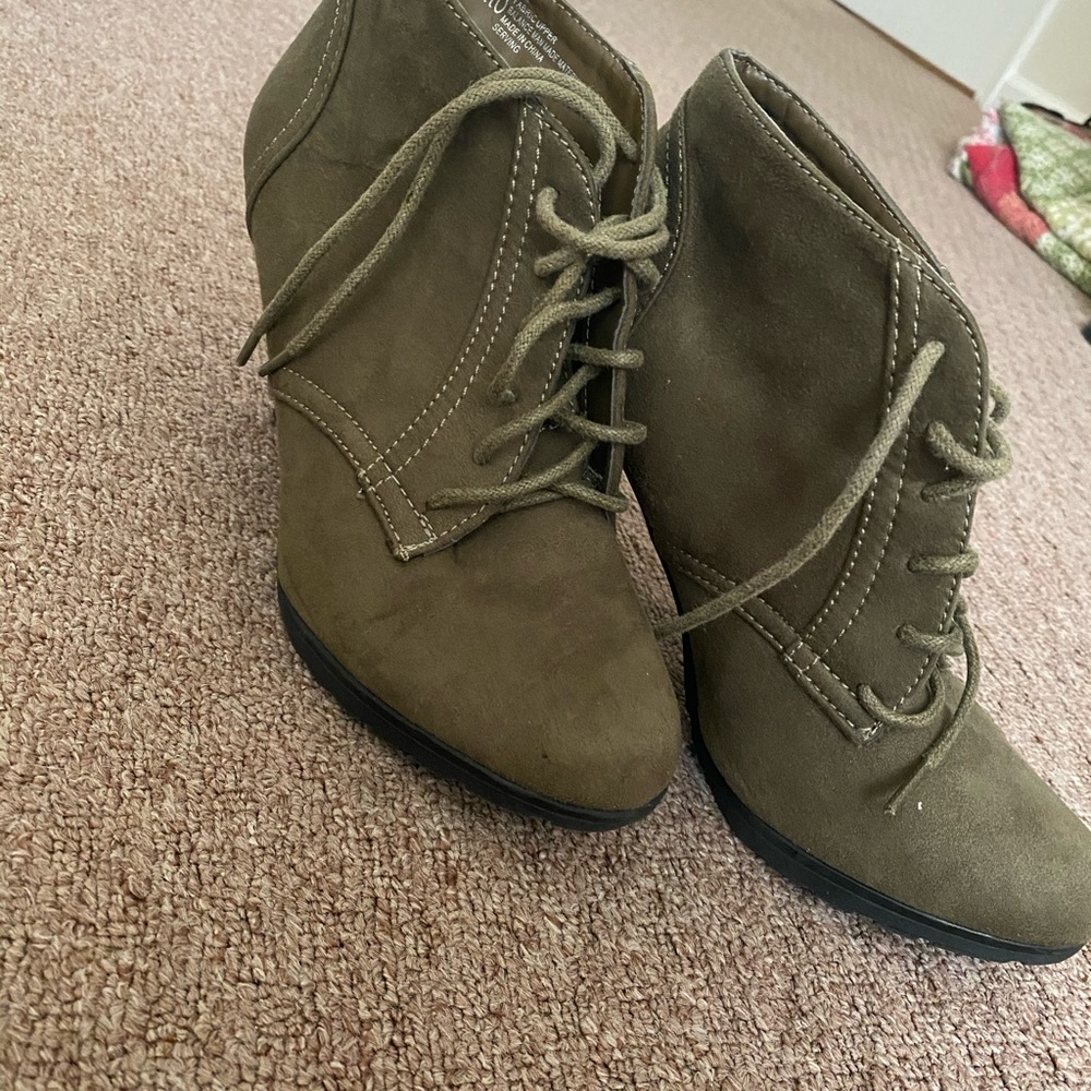 Booties - Picture 3 of 3